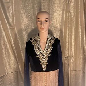 Blue and Gold Saree with black border/gold Dupatta. (HEAVY+High Quality)